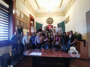 Tres municipios más de la Jurisdicción Sanitaria V Salamanca firman el Plan Regional para la Prevención de Adicciones Planet Youth». Tres municipios más de la Jurisdicción Sanitaria V Salamanca firman el Plan Regional para la Prevención de Adicciones Planet Youth».