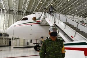 Aprueban en el Senado la aerolínea operada por militares Aprueban en el Senado la aerolínea operada por militares
