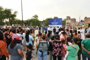 ATIENDEN PETICIÓN CIUDADANA Y MEJORAN PARQUE ATIENDEN PETICIÓN CIUDADANA Y MEJORAN PARQUE