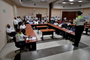 FOMENTAN RESPETO AL PEATÓN ENTRE PERSONAL DE EMPRESAS FOMENTAN RESPETO AL PEATÓN ENTRE PERSONAL DE EMPRESAS