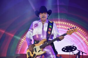 Espectacular cierre de Feria en Abasolo con actuación de Bronco ( Galería) Espectacular cierre de Feria en Abasolo con actuación de Bronco ( Galería)