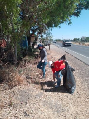 Actividad de limpieza en Carretera Abasolo – Estación Joaquín Actividad de limpieza en Carretera Abasolo – Estación Joaquín