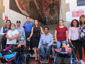 Brindan atención a ciudadanos con discapacidad Brindan atención a ciudadanos con discapacidad