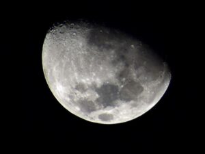 ¡Fenómenos astronómicos continúan! Mañana habrá un eclipse lunar penumbral ¡Fenómenos astronómicos continúan! Mañana habrá un eclipse lunar penumbral
