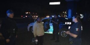 Policía de Salamanca localiza a mujer extraviada. Policía de Salamanca localiza a mujer extraviada.