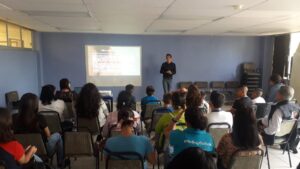 Fomentan el aprendizaje de lenguaje de señas con «Las diferentes formas de leer» Fomentan el aprendizaje de lenguaje de señas con «Las diferentes formas de leer»