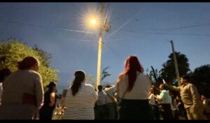 ILUMINAN MÁS CALLES DE COLONIA LOS MISIONEROS ILUMINAN MÁS CALLES DE COLONIA LOS MISIONEROS