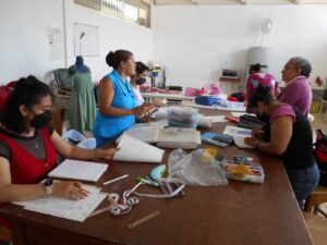 INCREMENTAN OPORTUNIDADES DE DESARROLLO CON CAPACITACIÓN INCREMENTAN OPORTUNIDADES DE DESARROLLO CON CAPACITACIÓN