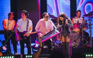 Matute llegará con su “Quinceañera” al Telmex Matute llegará con su “Quinceañera” al Telmex