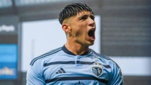 Alan Pulido aún no decide sobre su futuro en la MLS o Liga Mx Alan Pulido aún no decide sobre su futuro en la MLS o Liga Mx