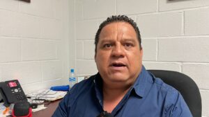 Revisan quejas de los comerciantes por los tratos de inspectores Revisan quejas de los comerciantes por los tratos de inspectores