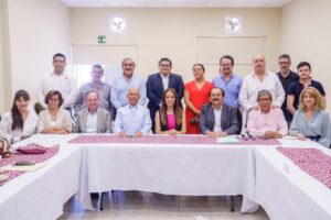 PRESENTAN A SECRETARIA LIBIA DENNISE, PROYECTO DE ATENCIÓN INTEGRAL JUVENIL EN CELAYA PRESENTAN A SECRETARIA LIBIA DENNISE, PROYECTO DE ATENCIÓN INTEGRAL JUVENIL EN CELAYA