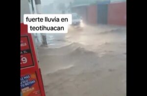 Joven rescata a niña que era arrastrada por la corriente Joven rescata a niña que era arrastrada por la corriente