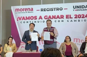 Marcelo Ebrard, primera “corcholata” en solicitar registro para buscar la candidatura presidencial Marcelo Ebrard, primera “corcholata” en solicitar registro para buscar la candidatura presidencial