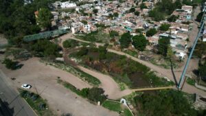 EXHORTAN A CIUDADANIA A EVITAR CRUZAR POR CORRIENTES DE AGUA EXHORTAN A CIUDADANIA A EVITAR CRUZAR POR CORRIENTES DE AGUA
