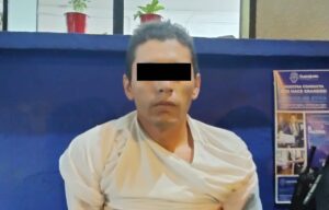 Detienen a supuesto taxista por portación de 2 armas largas y 4 cargadores abastecidos Detienen a supuesto taxista por portación de 2 armas largas y 4 cargadores abastecidos