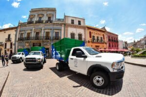 Entregan 6 nuevos camiones para reforzar el servicio de limpia en Guanajuato Capital Entregan 6 nuevos camiones para reforzar el servicio de limpia en Guanajuato Capital