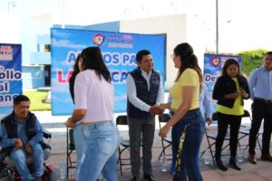 PRESIDENTE MUNICIPAL REALIZA ENTREGA DE BECAS EDUCATIVAS A 731 ESTUDIANTES PRESIDENTE MUNICIPAL REALIZA ENTREGA DE BECAS EDUCATIVAS A 731 ESTUDIANTES
