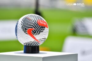 Liga MX Femenil y Nike presentaron el balón oficial para el AP2023 Liga MX Femenil y Nike presentaron el balón oficial para el AP2023