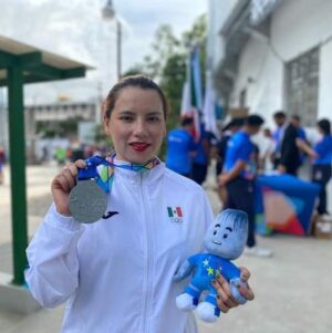 Conquistan estrellas capitalinas 7 preseas en Juegos Centroamericanos y del Caribe en El Salvador Conquistan estrellas capitalinas 7 preseas en Juegos Centroamericanos y del Caribe en El Salvador