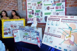 Exhiben trabajo, alumnas y alumnos de la Misión Cultural Rural No. 1 Evento de clausura del ciclo escolar 2022-2023. Exhiben trabajo, alumnas y alumnos de la Misión Cultural Rural No. 1 Evento de clausura del ciclo escolar 2022-2023.