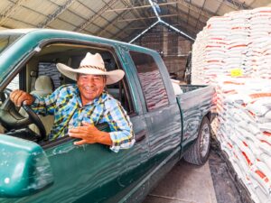 Entrega gobierno de México fertilizantes para 38 mil productores del campo en Guanajuato Entrega gobierno de México fertilizantes para 38 mil productores del campo en Guanajuato