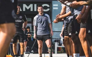 ¡Se ve contento! Así fue el primer entrenamiento de Lionel Messi con el Inter Miami de la MLS ¡Se ve contento! Así fue el primer entrenamiento de Lionel Messi con el Inter Miami de la MLS