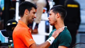 Carlos Alcaraz y Djokovic se citan en la final de Wimbledon y por el número uno del ranking Carlos Alcaraz y Djokovic se citan en la final de Wimbledon y por el número uno del ranking