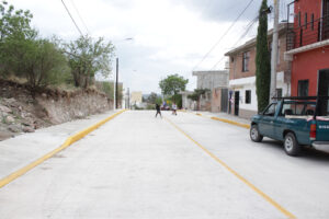 Mejora pavimentación de la calle Rosa la calidad de vida en la zona sur Mejora pavimentación de la calle Rosa la calidad de vida en la zona sur