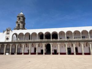 Del 24 al 31 de julio estará de vacaciones el personal de la Presidencia Municipal Del 24 al 31 de julio estará de vacaciones el personal de la Presidencia Municipal