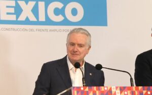 Registra Frente Amplio por México a Santiago Creel, Quadri y Xóchitl Gálvez para candidatura Registra Frente Amplio por México a Santiago Creel, Quadri y Xóchitl Gálvez para candidatura
