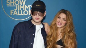 Shakira eliminó algunas frases de la canción con Bizarrap para evitar demanda de Piqué Shakira eliminó algunas frases de la canción con Bizarrap para evitar demanda de Piqué