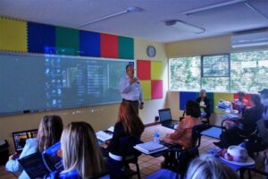 Inicia la capacitación de Autoridades Escolares para el Desarrollo de la Semana Intensiva de Formación Docente. Inicia la capacitación de Autoridades Escolares para el Desarrollo de la Semana Intensiva de Formación Docente.