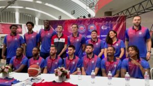 Presentan al cuadro de los Freseros de Irapuato Presentan al cuadro de los Freseros de Irapuato