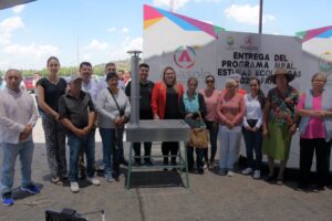 En Cabecera Municipal continúan entregas de estufas ecológicas En Cabecera Municipal continúan entregas de estufas ecológicas