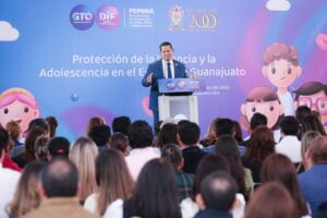 Exhorta Gobernador a las Alcaldesas y Alcaldes a reforzar acciones para proteger y garantizar los derechos de la niñez y la adolescencia. Exhorta Gobernador a las Alcaldesas y Alcaldes a reforzar acciones para proteger y garantizar los derechos de la niñez y la adolescencia.
