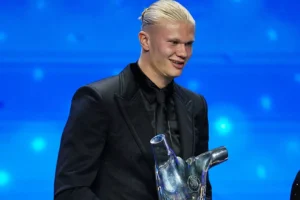 Erling Haaland, elegido como el mejor jugador del año por la UEFA por arriba de Messi Erling Haaland, elegido como el mejor jugador del año por la UEFA por arriba de Messi