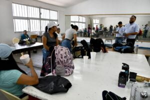 PARTICIPAN JÓVENES EN ACCIONES DE PROXIMIDAD CIUDADANA PARTICIPAN JÓVENES EN ACCIONES DE PROXIMIDAD CIUDADANA