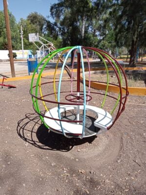 Rehabilitan juegos y canchas en Nuevo Centro de Población y El Saucillo Rehabilitan juegos y canchas en Nuevo Centro de Población y El Saucillo