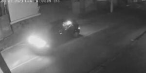 Atacan las oficinas de la Comisión de Derechos y una radio en Cuernavaca Atacan las oficinas de la Comisión de Derechos y una radio en Cuernavaca