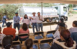 Entregan Navarro y SIMAPAG pipas para reforzar servicio de agua potable en 28 puntos de Guanajuato Capita Entregan Navarro y SIMAPAG pipas para reforzar servicio de agua potable en 28 puntos de Guanajuato Capita
