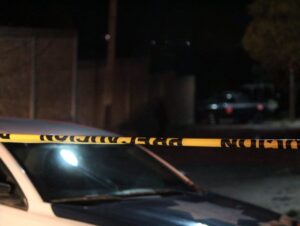 IDENTIFICAN AL HOMBRE QUE FUE ULTIMADO FUERA DE UN NEGOCIO EN EL QUE SE VENDEN BEBIDAS ALCOHÓLICAS A ESCASOS METROS DE INSTALACIONES DEL MUNICIPIO IDENTIFICAN AL HOMBRE QUE FUE ULTIMADO FUERA DE UN NEGOCIO EN EL QUE SE VENDEN BEBIDAS ALCOHÓLICAS A ESCASOS METROS DE INSTALACIONES DEL MUNICIPIO