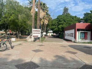 SE QUEJAN POR FALTA DE AGUA EN LA DEPORTIVA Y MALOS OLORES EN SANITARIOS, AUNQUE EL USUARIO PAGUE SU ENTRADA SE QUEJAN POR FALTA DE AGUA EN LA DEPORTIVA Y MALOS OLORES EN SANITARIOS, AUNQUE EL USUARIO PAGUE SU ENTRADA