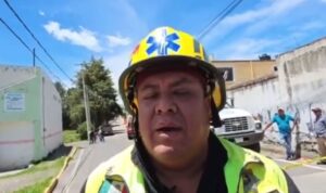 Aparece bailarina exótica en casco de funcionario de Protección Civil (VIDEO) Aparece bailarina exótica en casco de funcionario de Protección Civil (VIDEO)