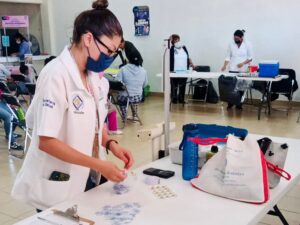 El Sistema de Salud de Guanajuato avanza efectivamente en la Estrategia para fortalecer la Anticoncepción Postevento Obstétrico (APEO). El Sistema de Salud de Guanajuato avanza efectivamente en la Estrategia para fortalecer la Anticoncepción Postevento Obstétrico (APEO).