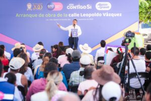 Lleva el Estado más obra social a Apaseo El Grande. Lleva el Estado más obra social a Apaseo El Grande.