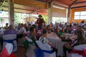 Feliz Día del Adulto Mayor en Cuerámaro Feliz Día del Adulto Mayor en Cuerámaro