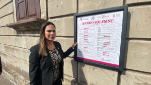 Inicia septiembre con la colocación del bando solemne Inicia septiembre con la colocación del bando solemne