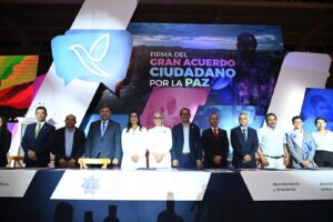 Firman estrategia del Gran Acuerdo Ciudadano por la Paz Firman estrategia del Gran Acuerdo Ciudadano por la Paz