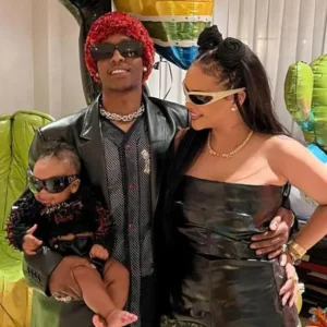 Revelan el inusual nombre de segundo bebé de Rihanna Revelan el inusual nombre de segundo bebé de Rihanna